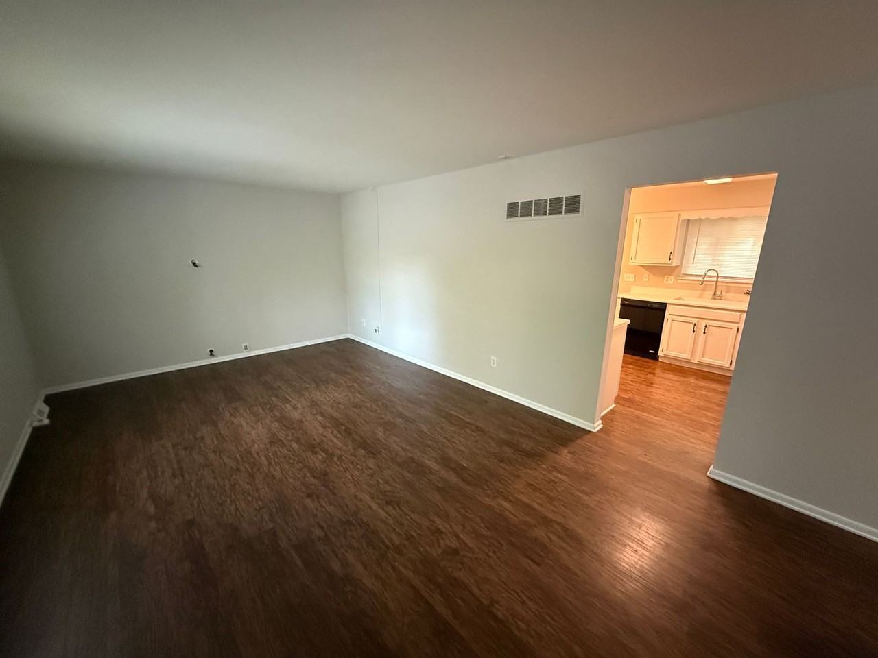 108 Se Keystone Cir - Photo 2 of 14