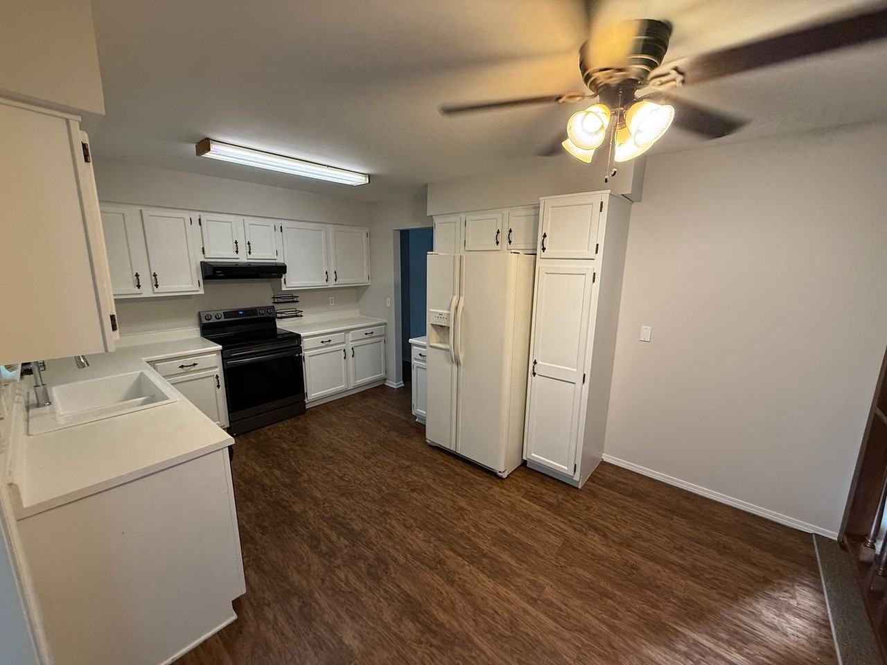 108 Se Keystone Cir - Photo 3 of 14