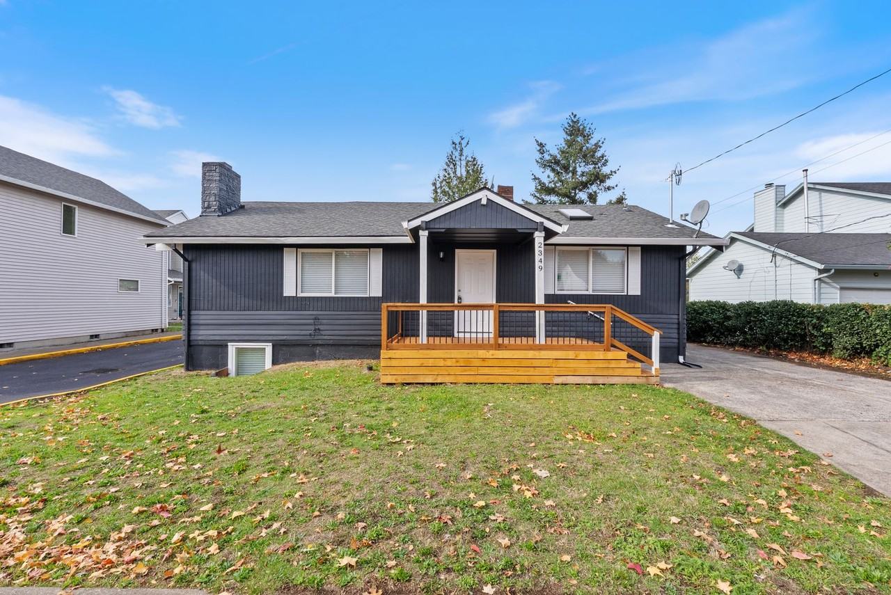 2349 Southeast 89th Avenue - Photo 6 of 33