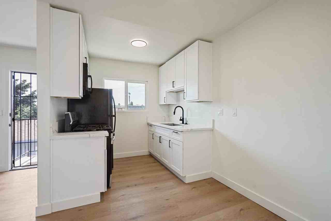 759 Calla Ave - Photo 4 of 13