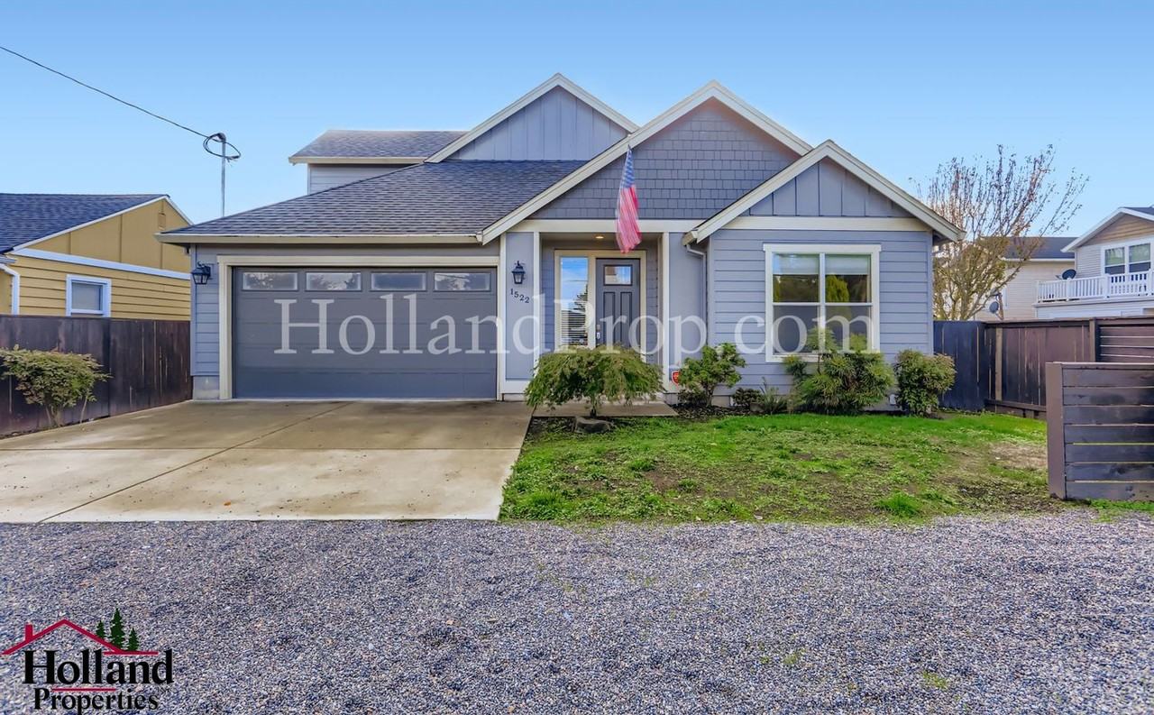 1522 Ne Sunrise Ln - Photo 2 of 28