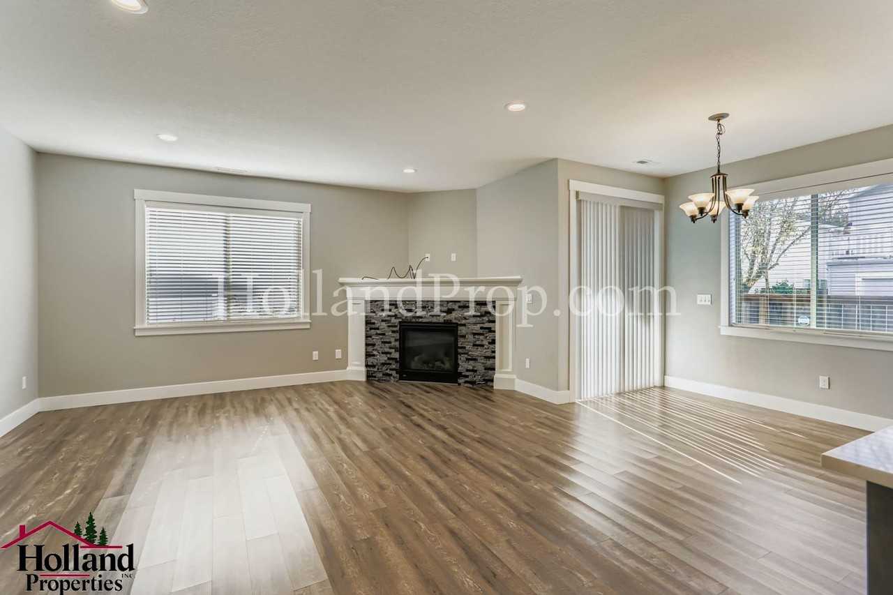 1522 Ne Sunrise Ln - Photo 7 of 28