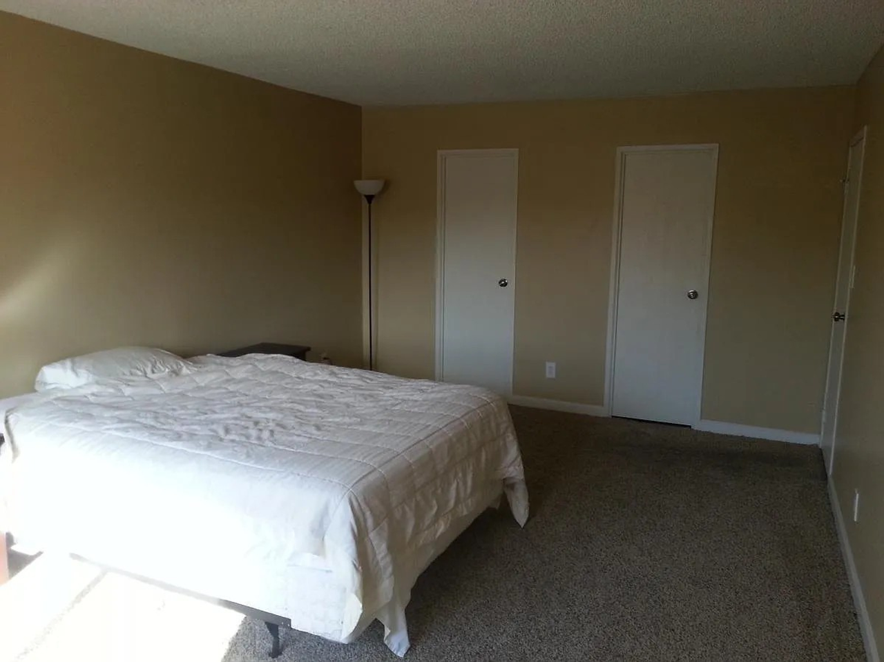 3460 South Poplar Street - Photo 6 of 18