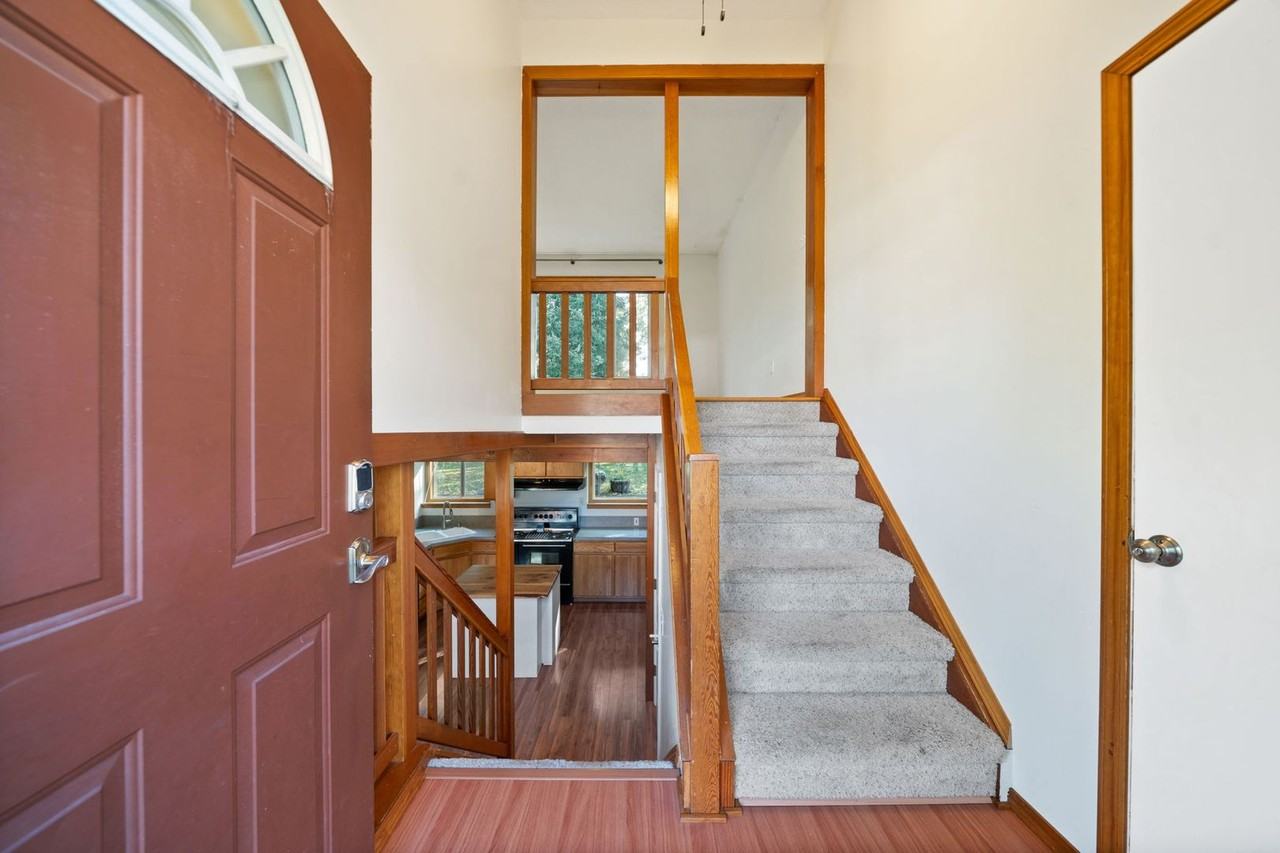 9394 Southeast Mason Circle - Photo 3 of 30