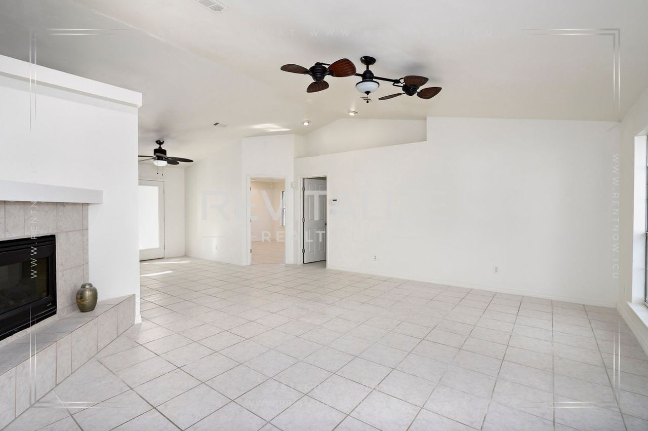 24500 Cobia Avenue - Photo 4 of 50