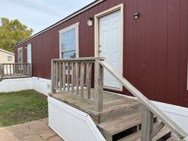 featured image of 2323 E 6th Ave