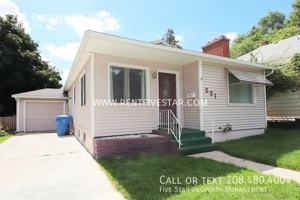 featured image of 221 Rosewood Ave