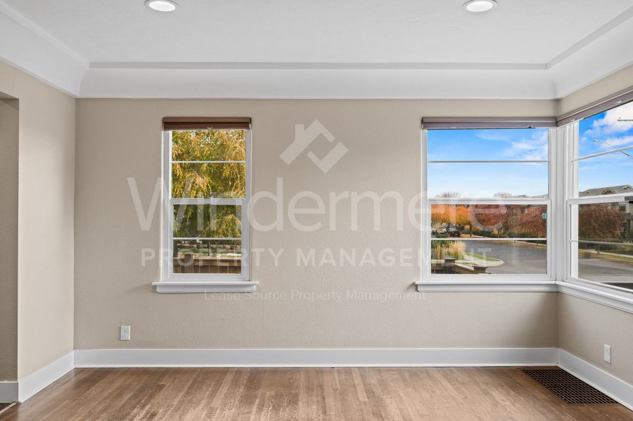 2008 West Bridge Avenue - Photo 5 of 29