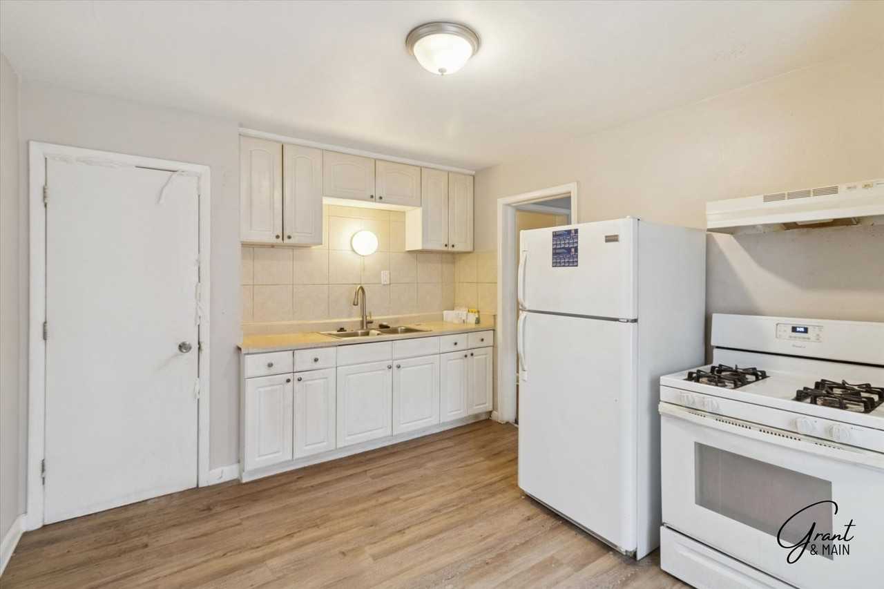 10067 Grayton - Quantum Nest LLC - Photo 7 of 33