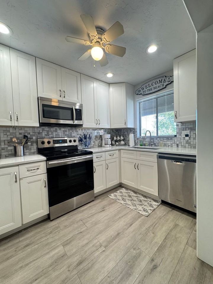 1634 Stickney Point Rd #1634-201 - Photo 2 of 33