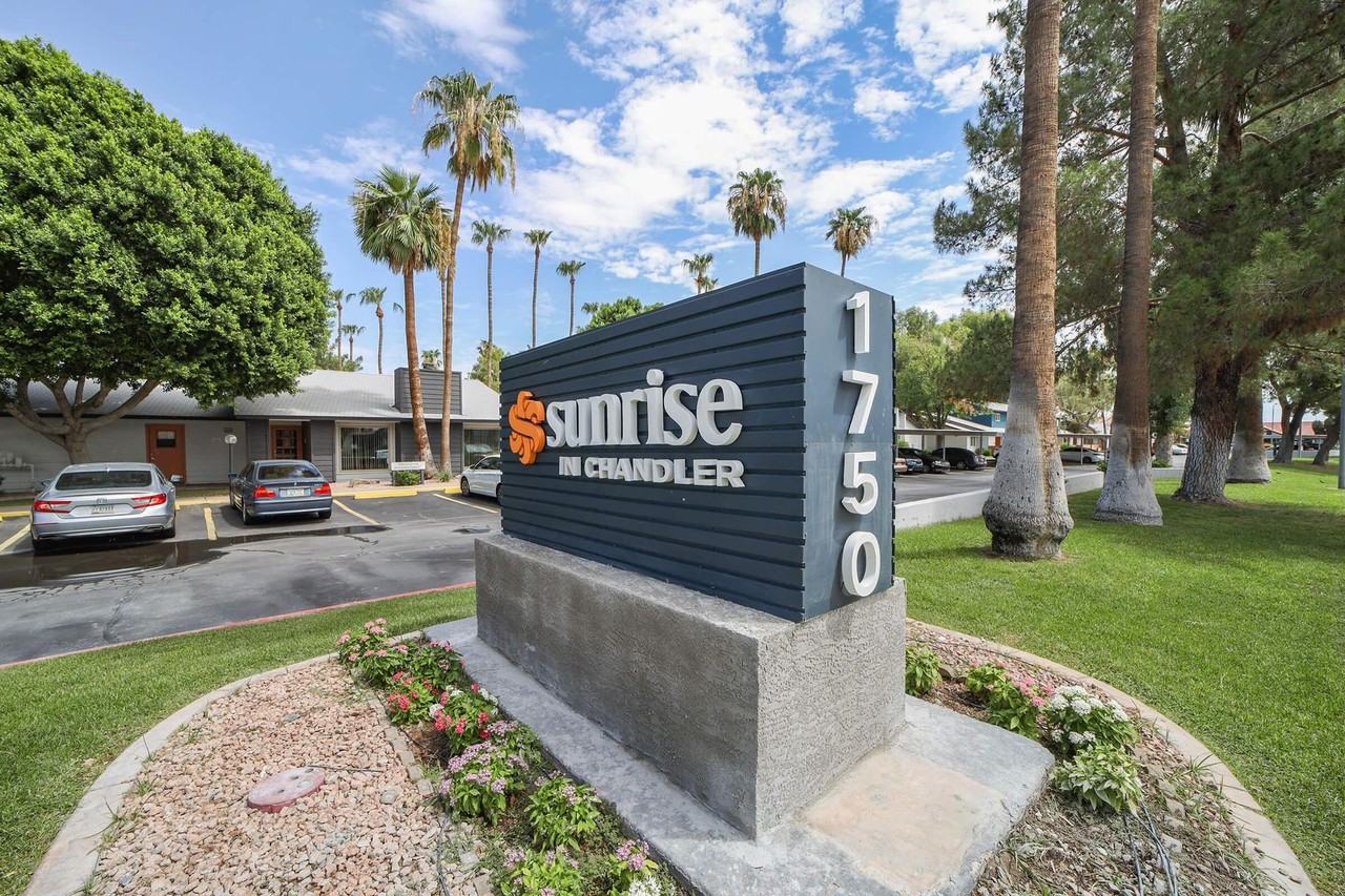 Sunrise in Chandler Apartments - Photo 3 of 50