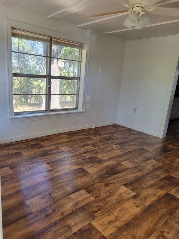 6555 E Highway 252 - Photo 2 of 29
