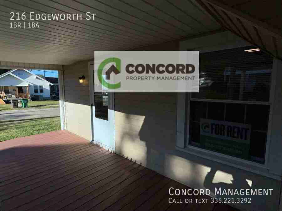 216 Edgeworth St - Photo 2 of 10