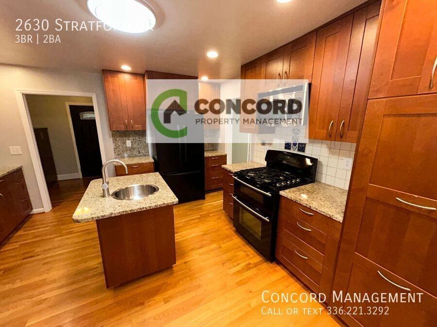 2630 Stratford Dr - Photo 5 of 28