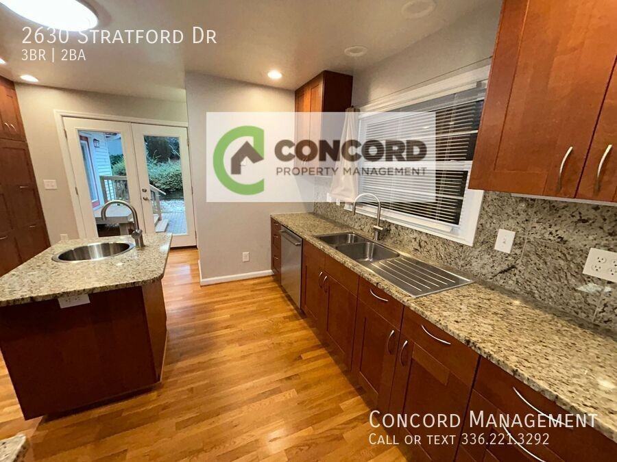 2630 Stratford Dr - Photo 6 of 28