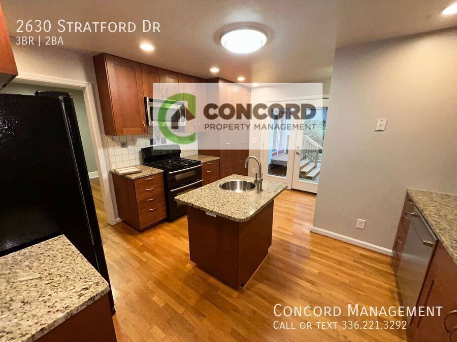 2630 Stratford Dr - Photo 7 of 28