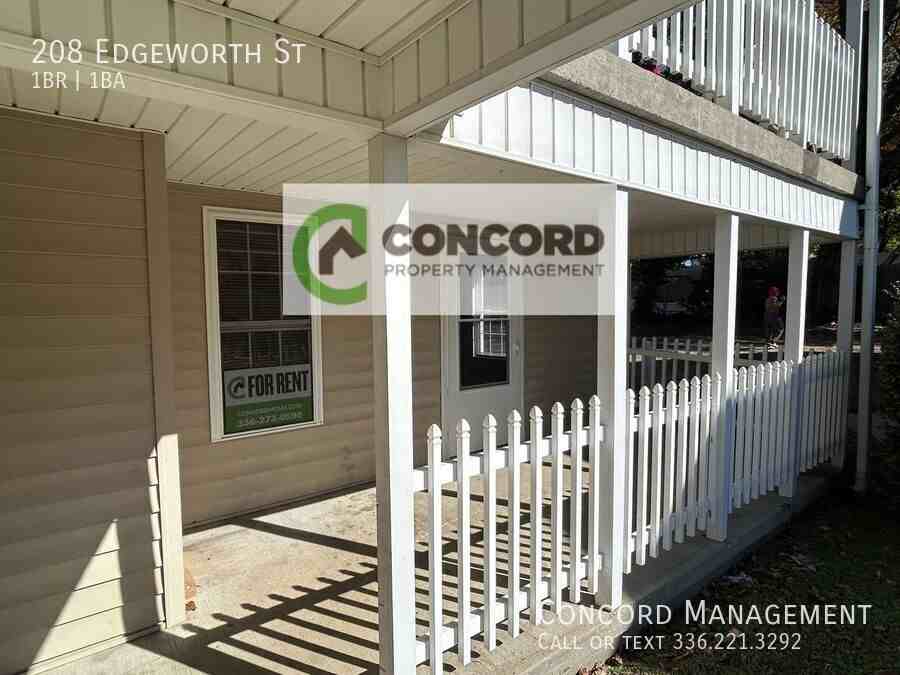 208 Edgeworth St - Photo 2 of 9