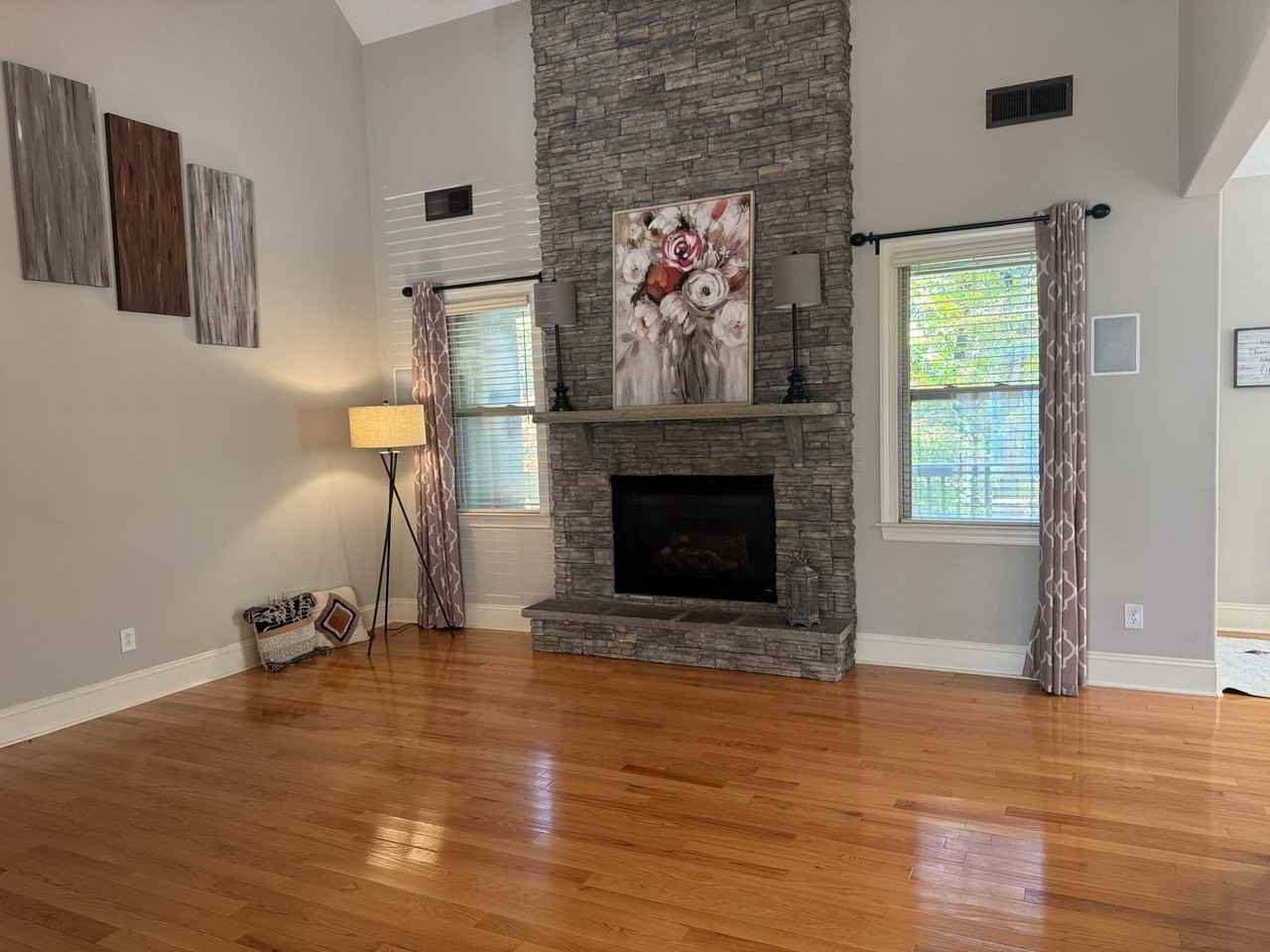 689 Presbyterian Rd - Photo 3 of 17