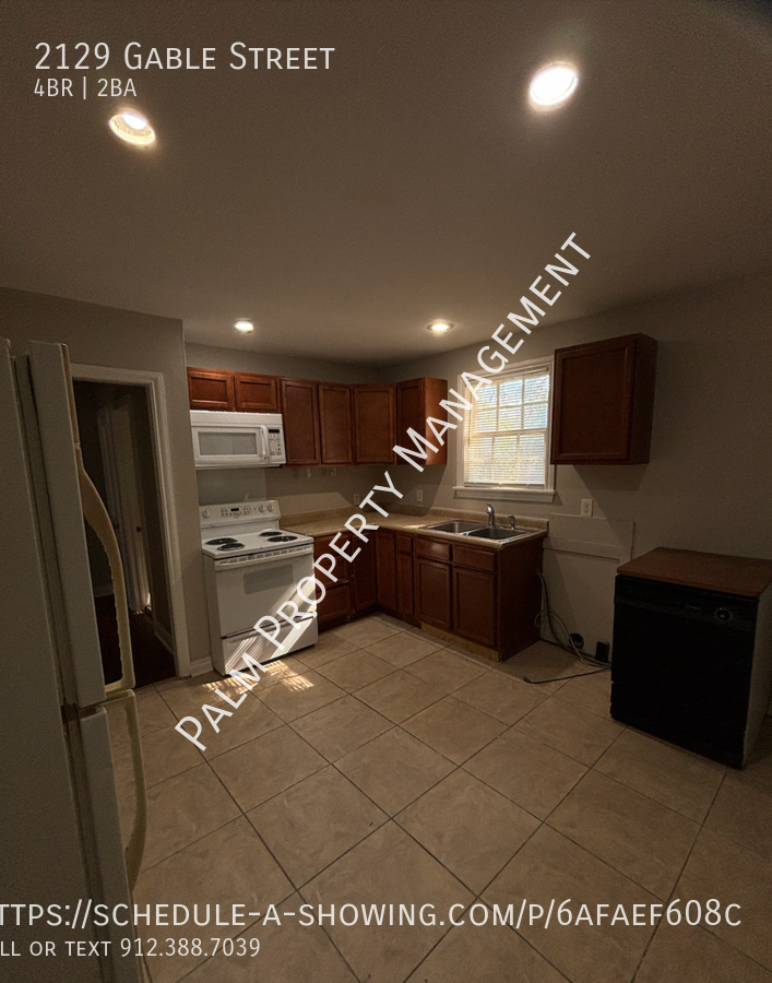 2129 Gable St - Photo 4 of 12