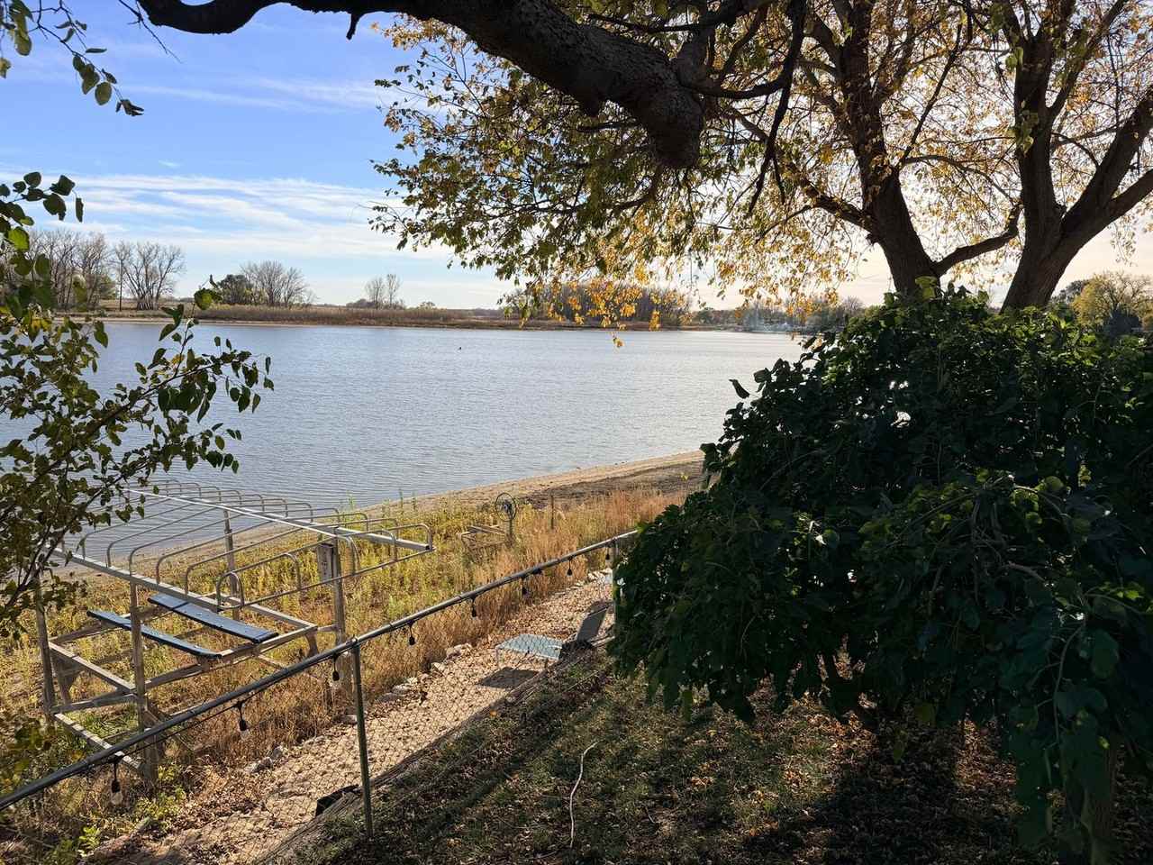 79 Northshore Dr - Photo 3 of 22