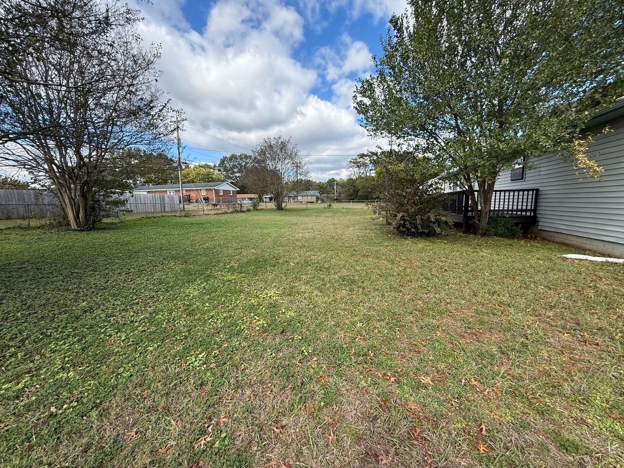 302 Glendale Ave - Photo 3 of 16