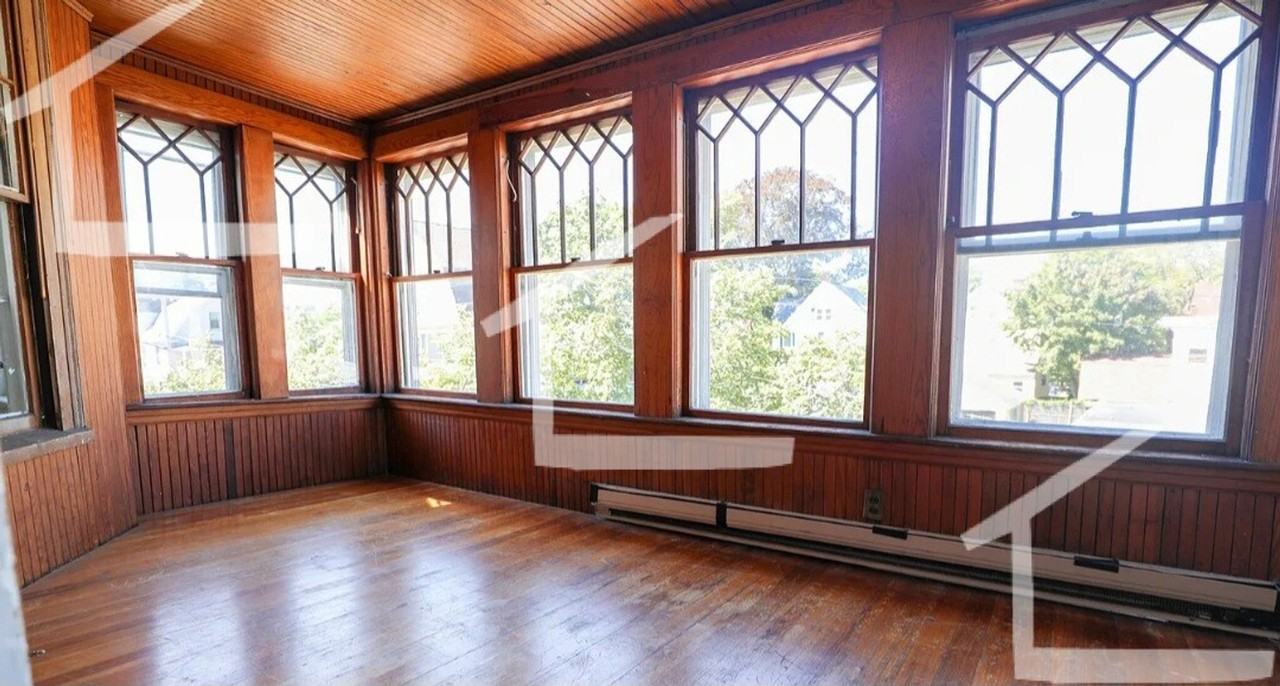 53 Leicester St - Photo 7 of 9