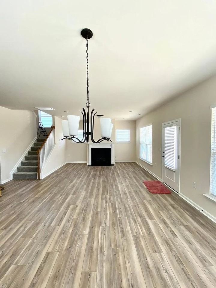 2313 Hedge Maple Dr - Photo 4 of 29