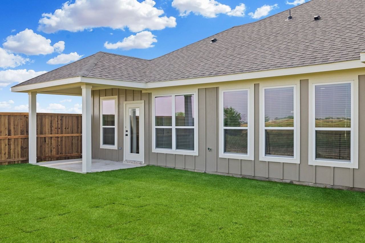 4011 Clovis St - Photo 5 of 27