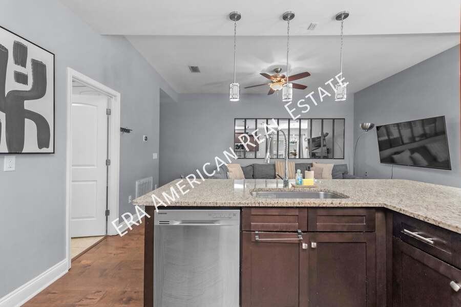 2269 Tom St - Photo 6 of 41