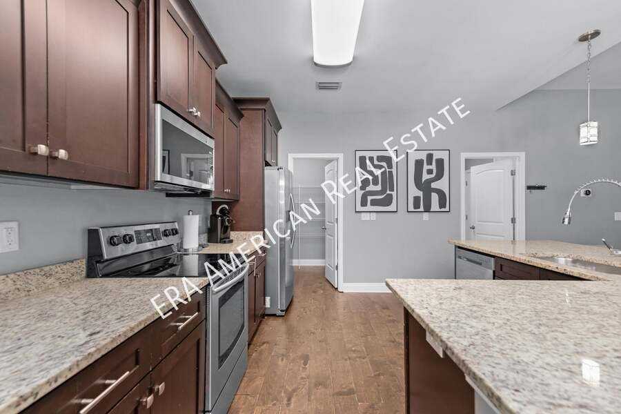 2269 Tom St - Photo 7 of 41