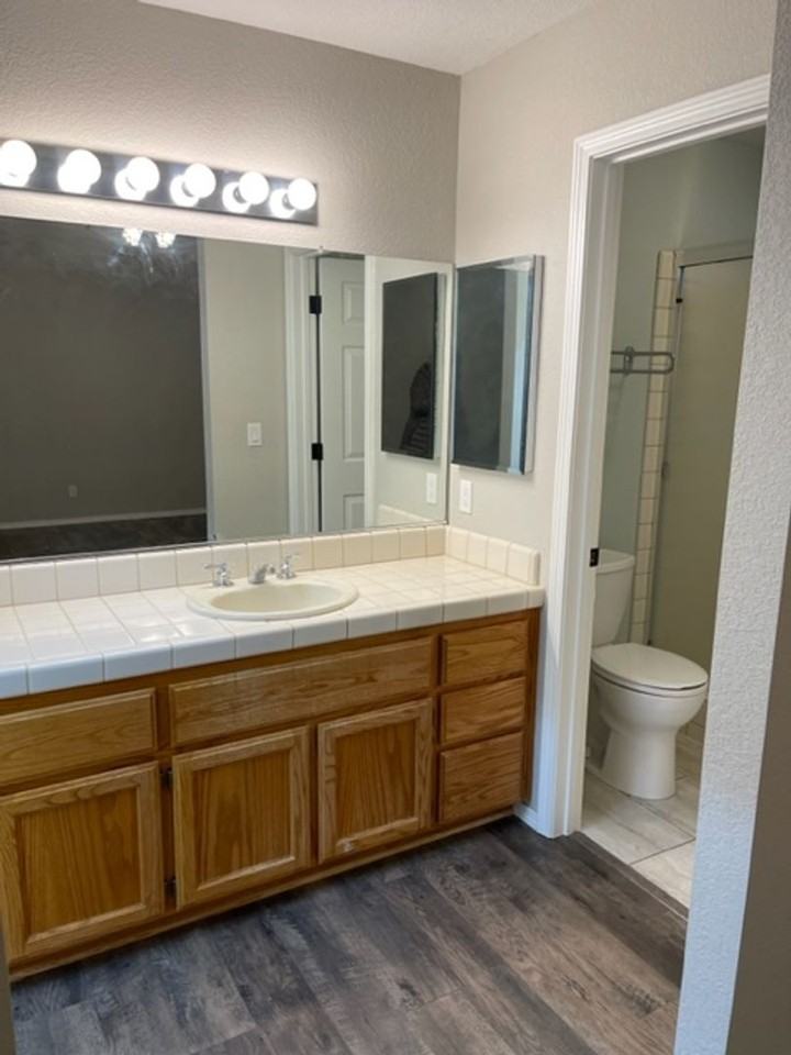 2725 Crystal Tree Dr - Photo 4 of 26