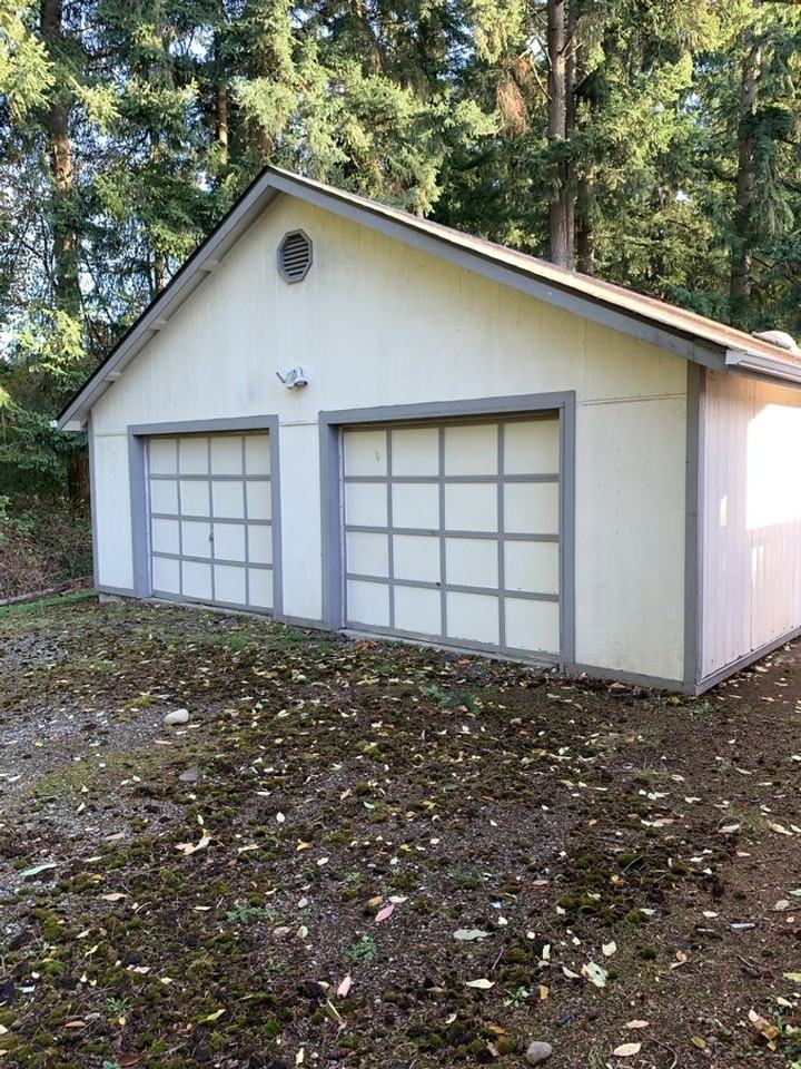 16008 34th St E - Photo 3 of 44