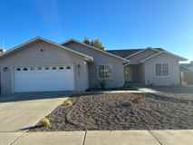 104 Park Cir - Photo 1 of 1