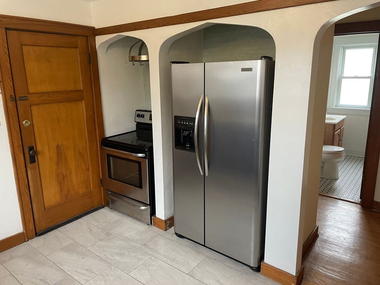 2100 S 85th St - Photo 3 of 11