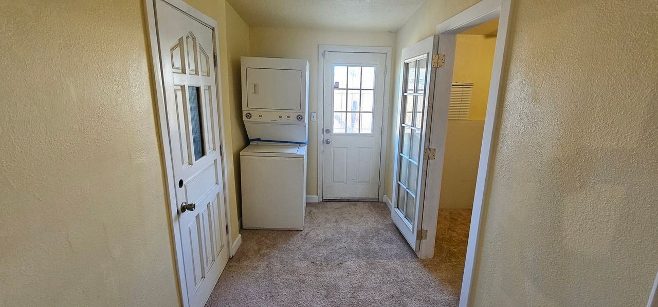 118 W Wilson Ave - Photo 5 of 9