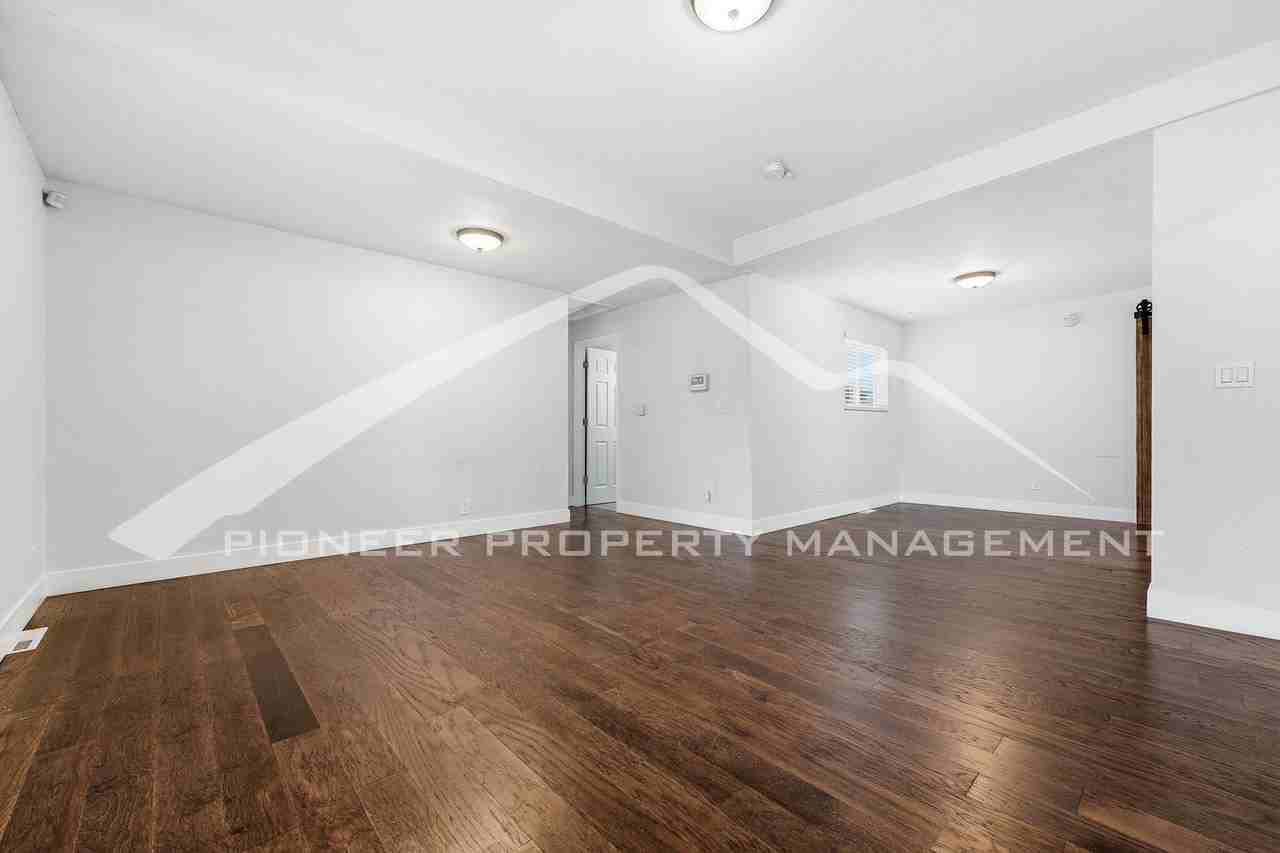 774 King Street - Photo 3 of 21