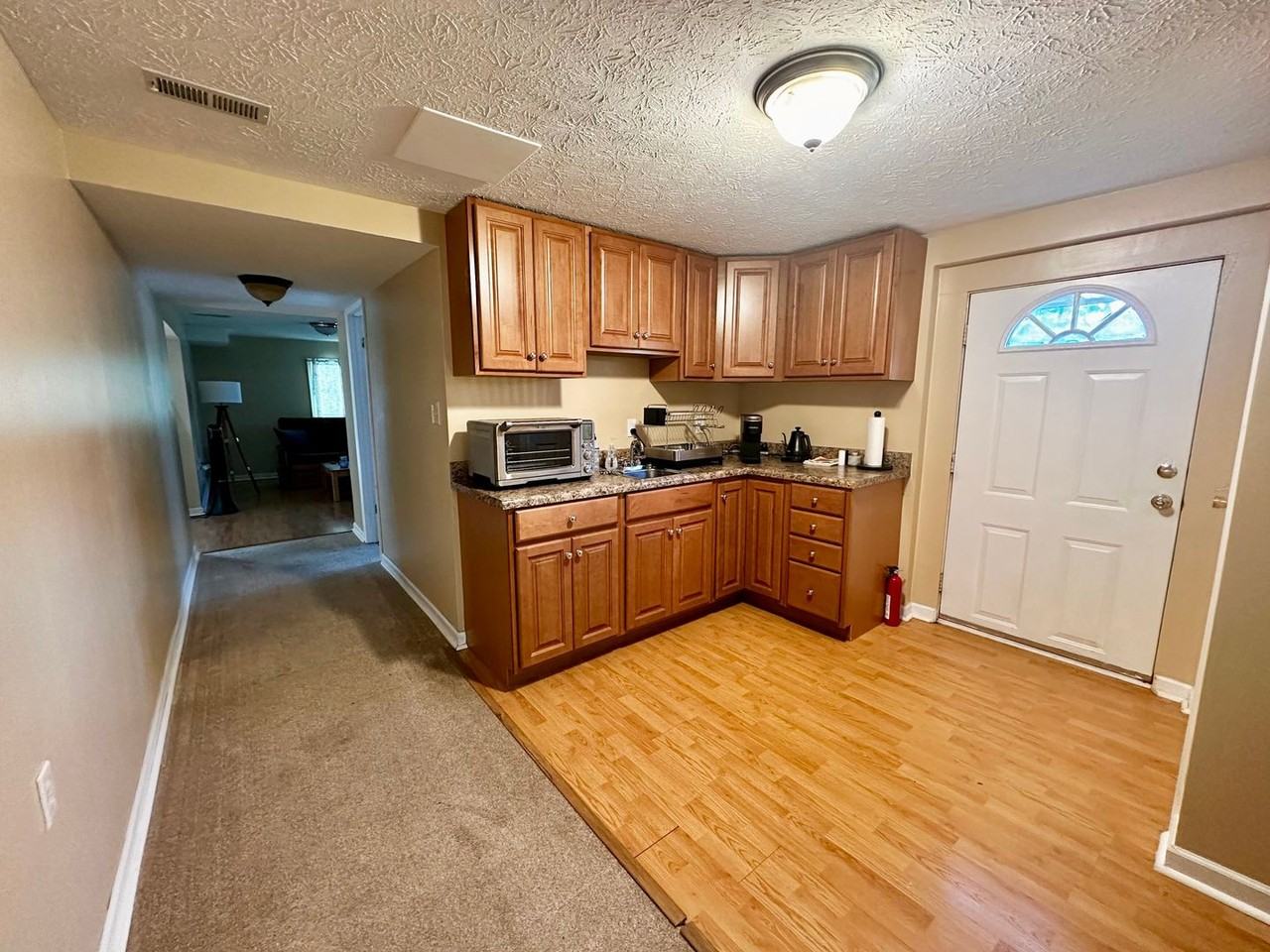 280 Walnut Dr - Photo 7 of 17