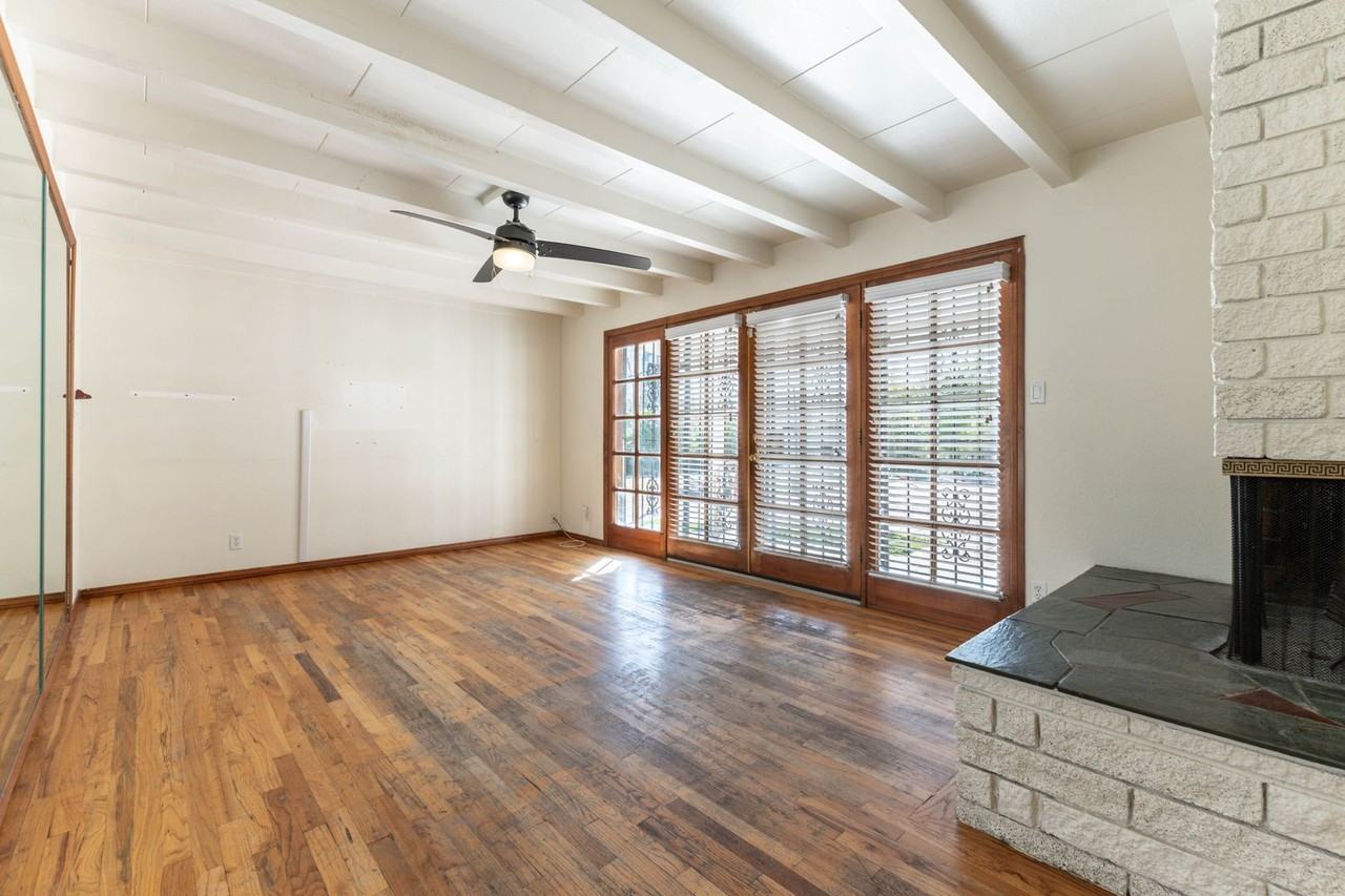 4167 Melody Lane - Photo 3 of 26