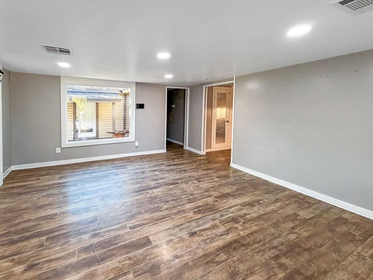 829 West Madison Avenue - Photo 2 of 12