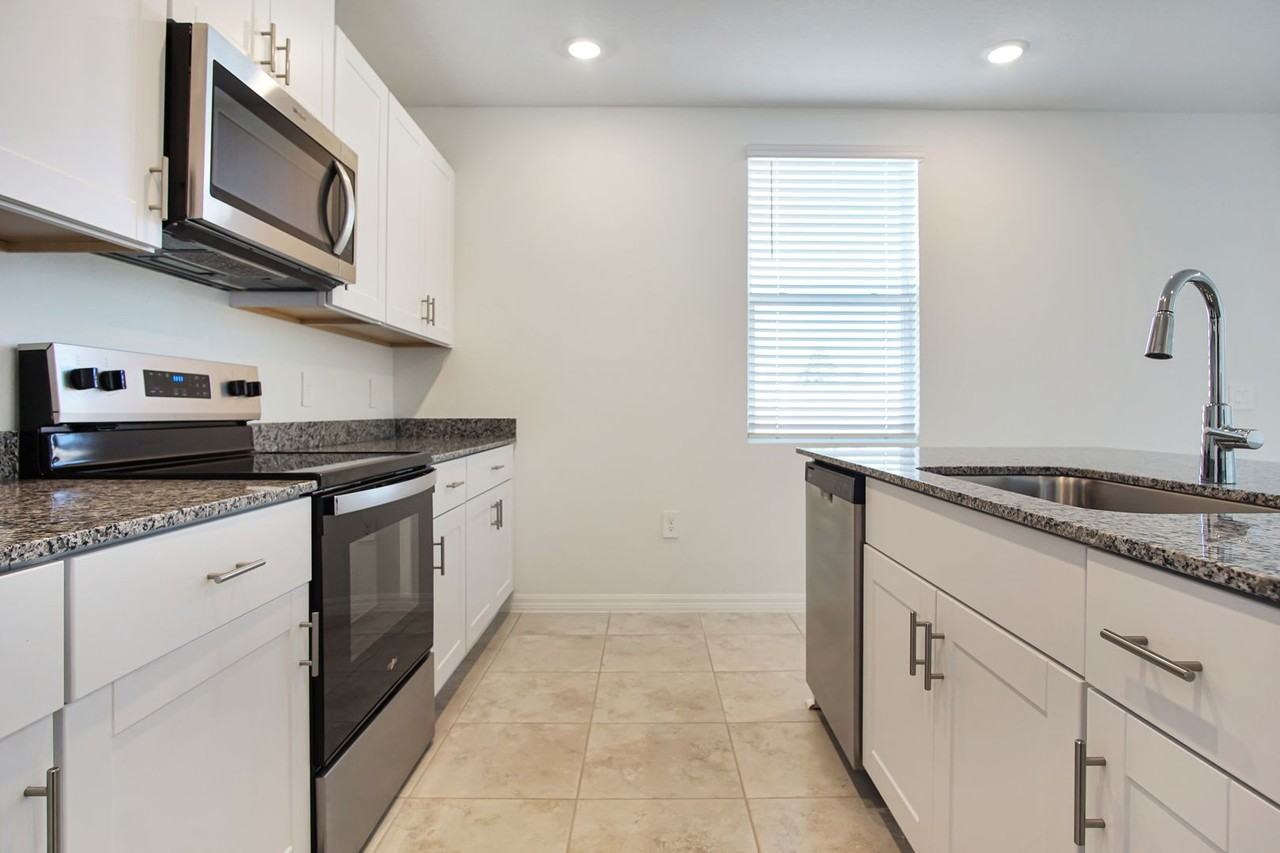 879 Sand Sea Pl - Photo 7 of 41