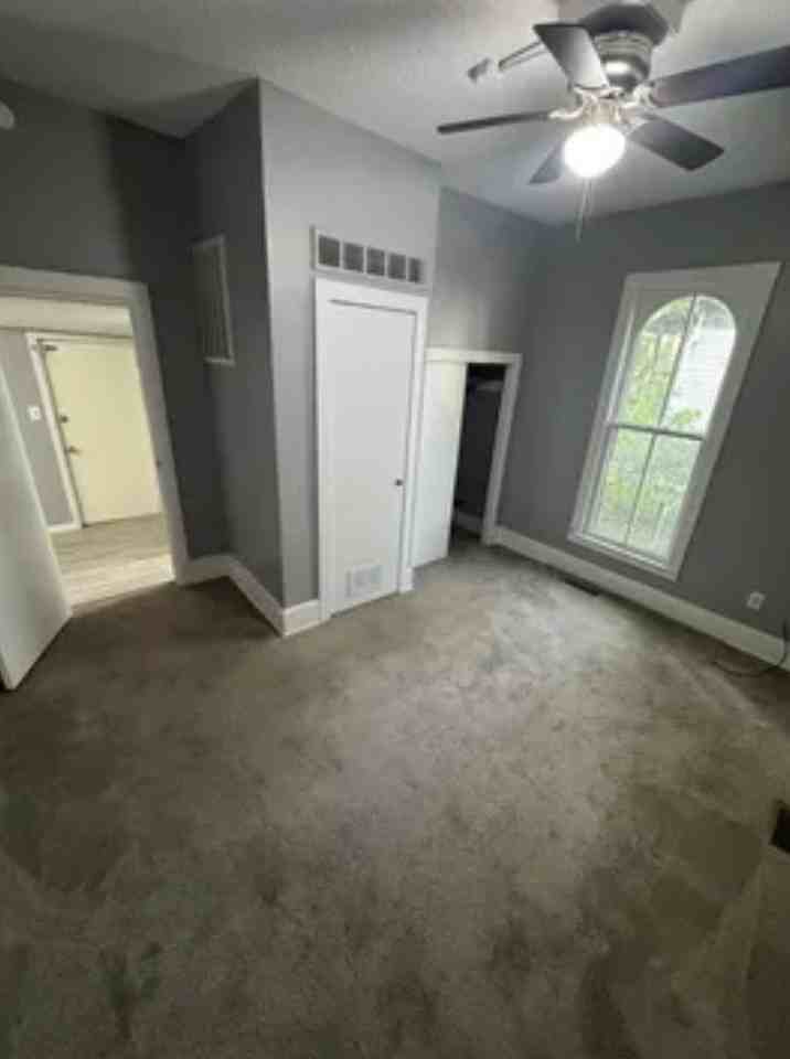 2007 North Travis Avenue - Photo 7 of 17