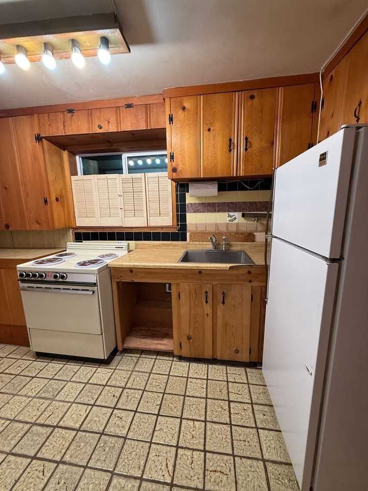 729 Willow Way - Photo 5 of 16