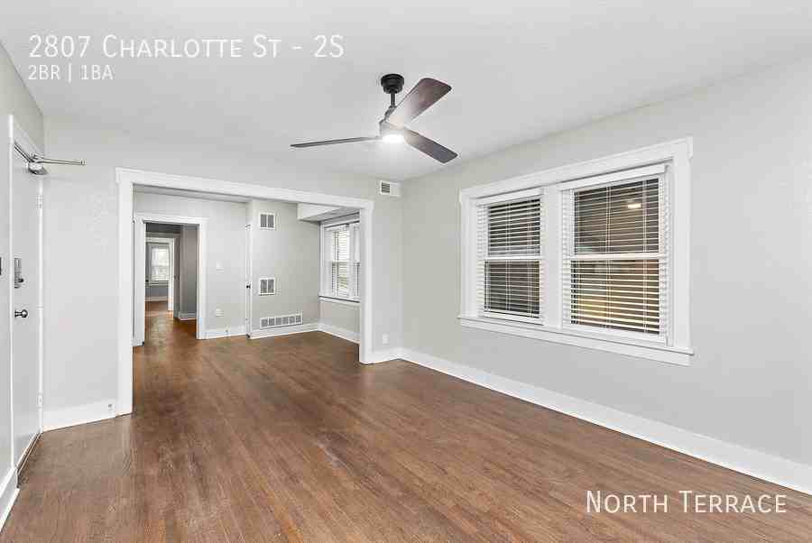 2807 Charlotte St #2S - Photo 7 of 16