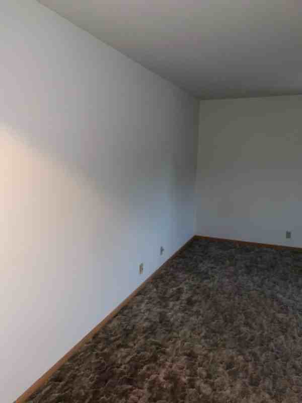 2026 Remco Brookline Dr - Photo 7 of 17