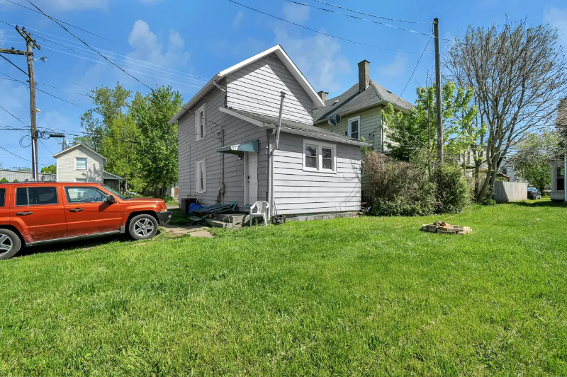 11 Jefferson St - Photo 3 of 14