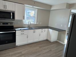 featured image of 202 Lincoln St #5