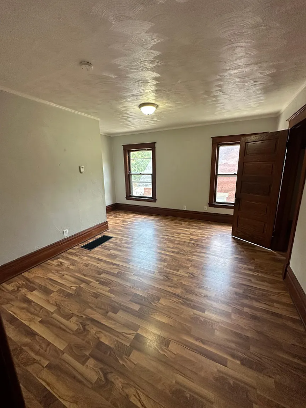 742 E Stockbridge Ave #2 - Photo 5 of 13