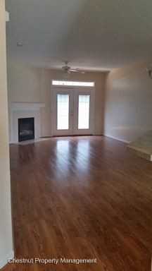 905 Ruffin St - Photo 2 of 9