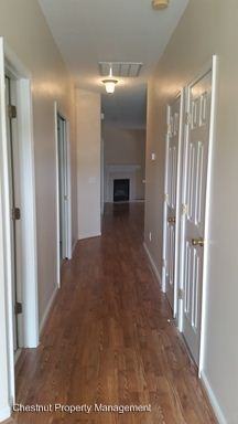 905 Ruffin St - Photo 3 of 9