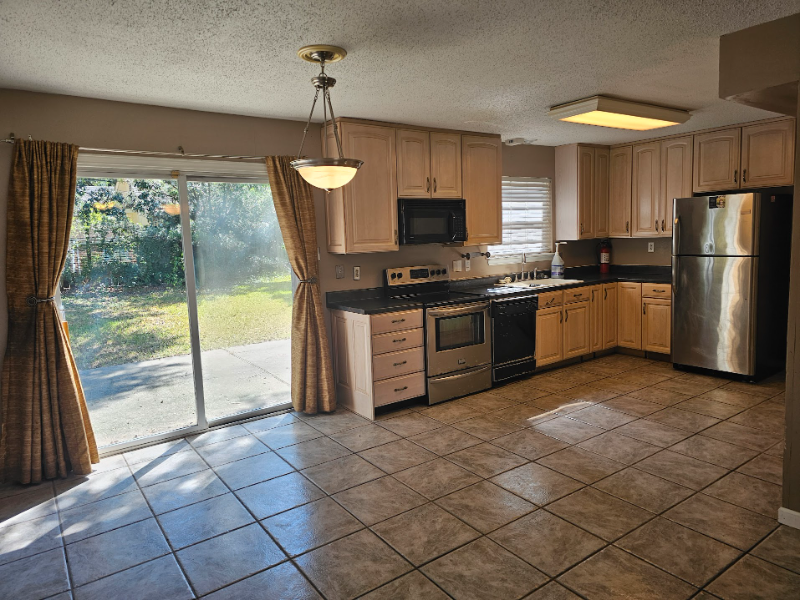 1942 Mediamolle Dr - Photo 4 of 22